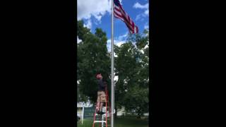 Solar Powered Flagpole light