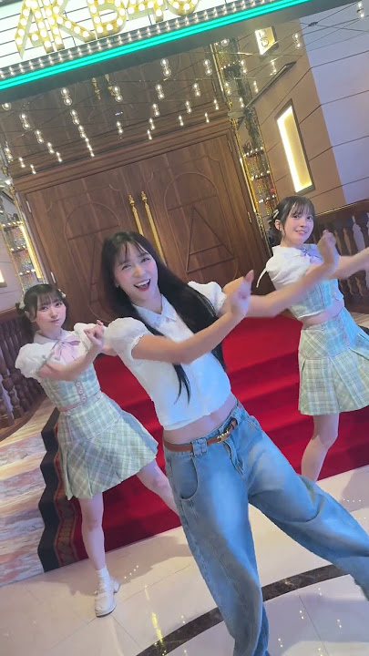 with Sora Yamazaki & Miyuu Mizushima from @akb48 | #ColorconWinkTH_DanceChallenge