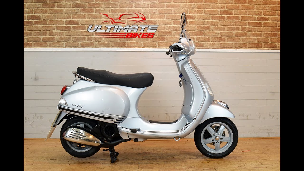 Piaggio Vespa LX 125 - YouTube