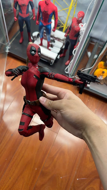HOT TOYS LADYPOOL REVIEW 🔥