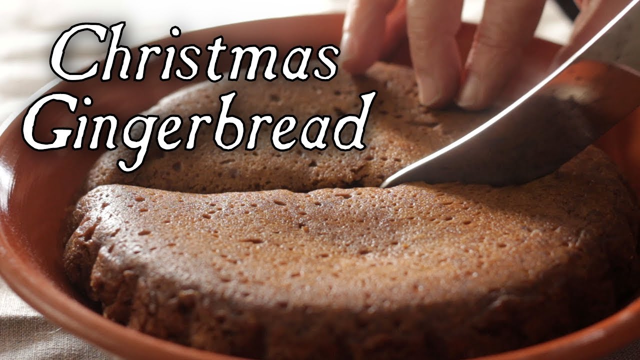 A Perfect Holiday Gingerbread Cake