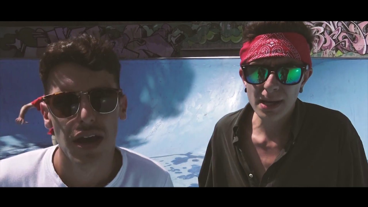 Frusta & Spillo - Mi Gira Il Disco (Official )