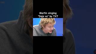 cortis Martin Singing Deja Vu By Txt  Update  Heavenly Vocals  Lee Mujin Service 