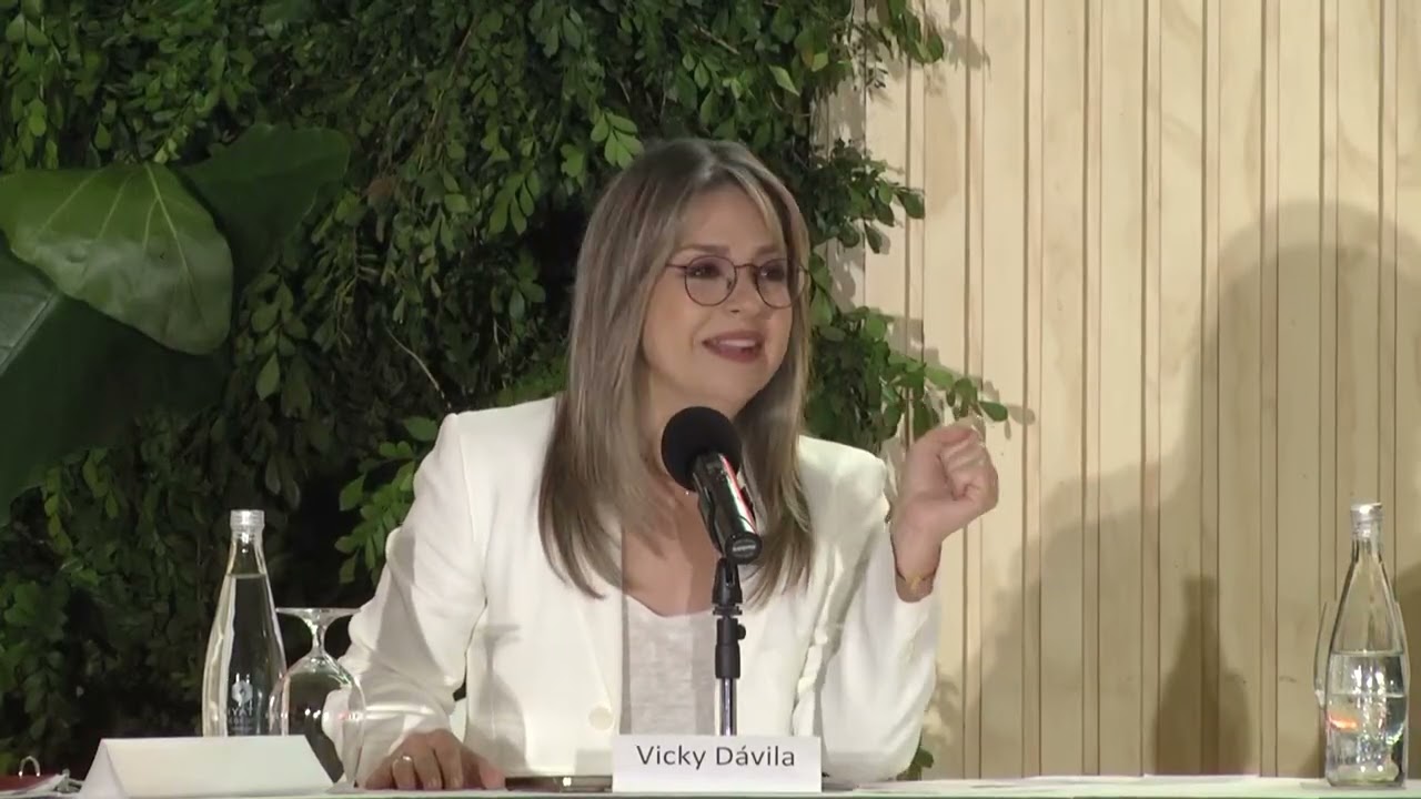 Panel: Precandidatos presidenciales y la visión de Colombia al 2030