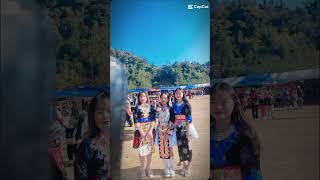 Nkauj Hmoob Ngab Laj Hias Lus Muaj Siab Tshaj Viv Caug Ib Pab