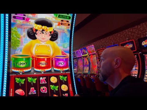 Stuffed Coins Toad - big coin surprise drop! $5.28 bet #slots #konami #slots