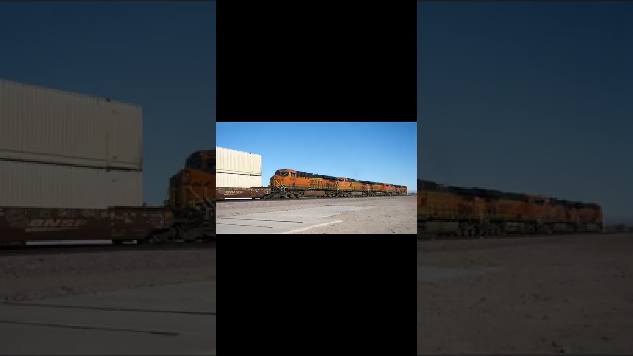 EASTBOUND BNSF 3259 INTERMODAL CONTAINER TRAIN