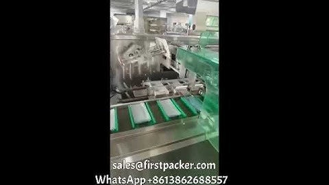 automatic surgical face mask  feeding into boxes cartoning machine,машина для укладки маски