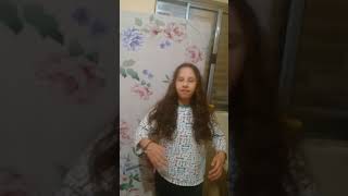 Poliana Dançando No Quarto