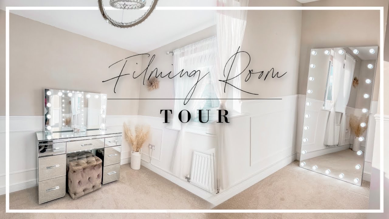 Beauty/Office Room & Fragrance Tour 2022/Glam Room Tour/Cassandra Jones 