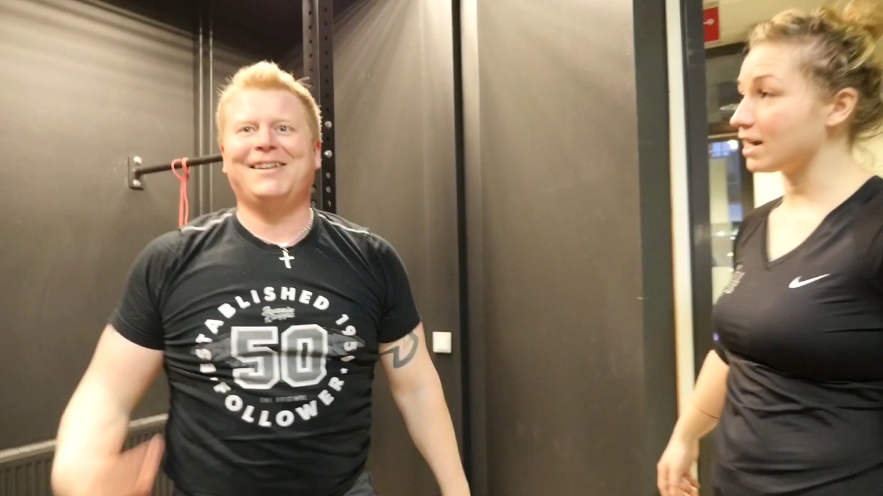 Salirääkkiä ja yllätyslahjoja