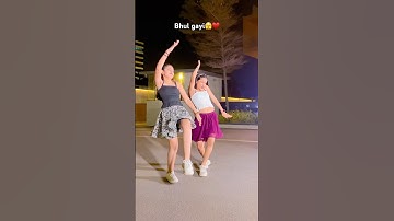 Last me bhul gayi🫣🥰#kashishpatel #nandini091013 #duetdance #danceshorts #shortsfeed #shorts