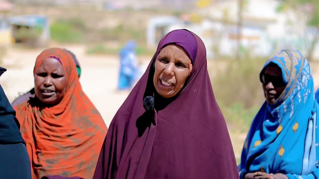 Haweenay Ilmo ku Dhashay Banaanka Hore ee Xanaanada Gabiley iyo Ceeb Maamulka Dul Hoganaysa