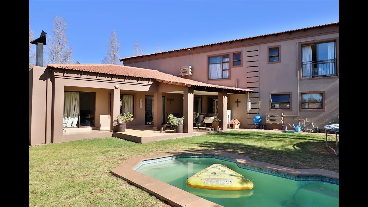 4 Bed House for sale in Free State Bloemfontein Woodland Hills