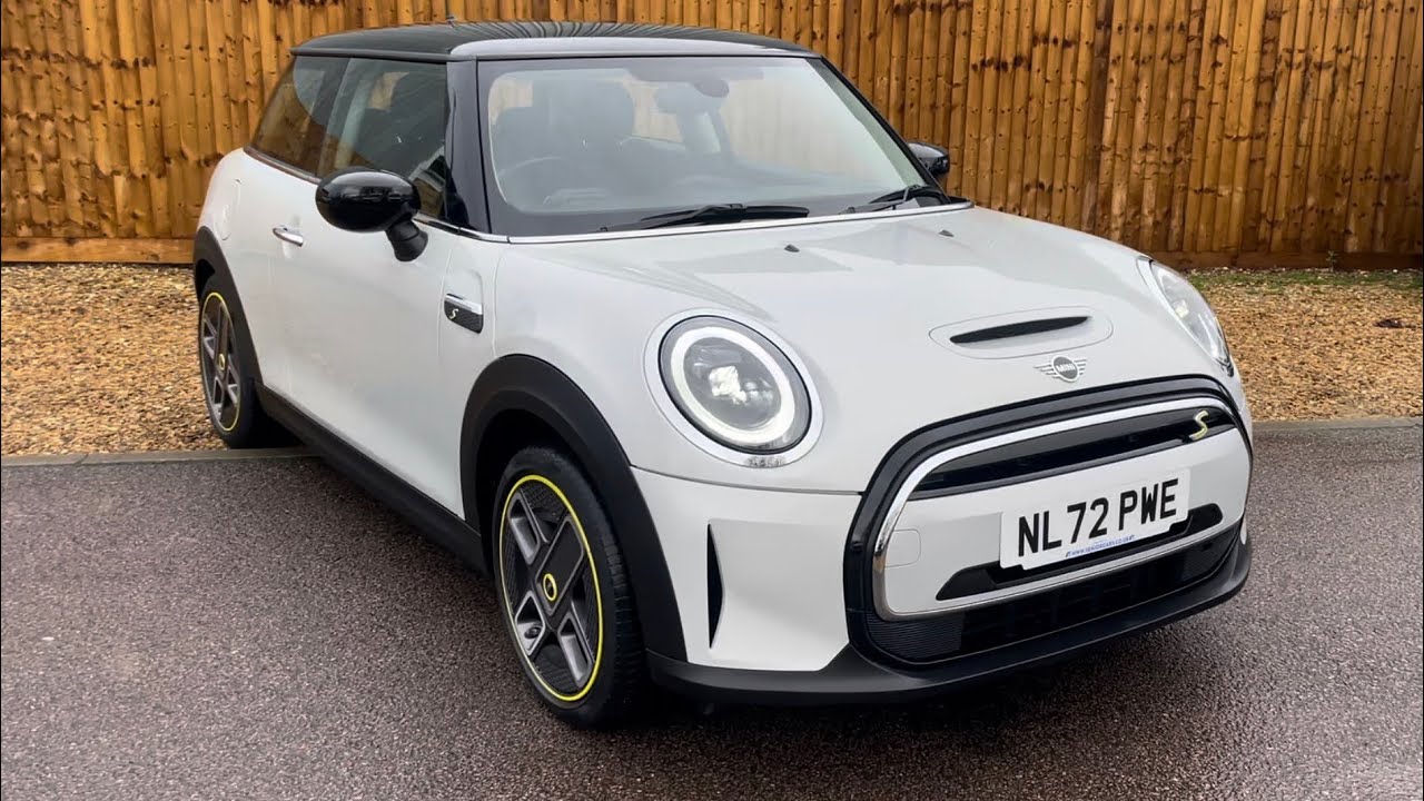 Gorgeous White Silver Mini Cooper SE for sale!!!