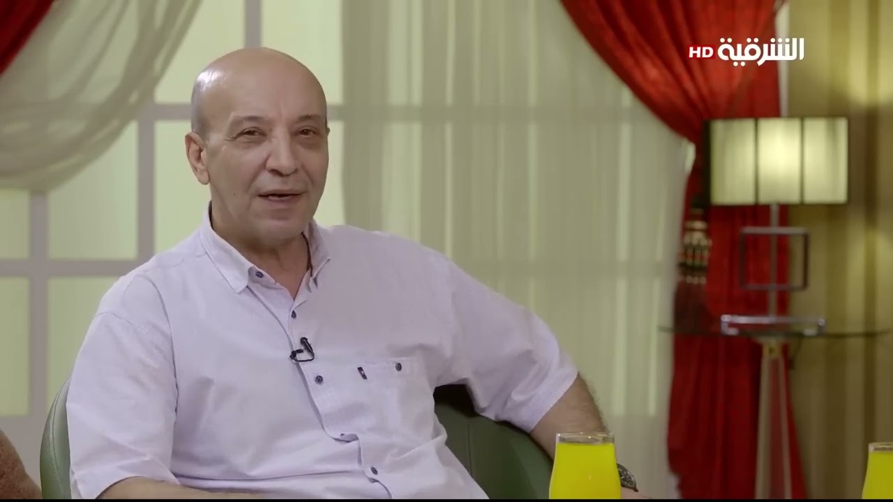 اطراف الحديث الفنان التشكيلي بلاسم محمد