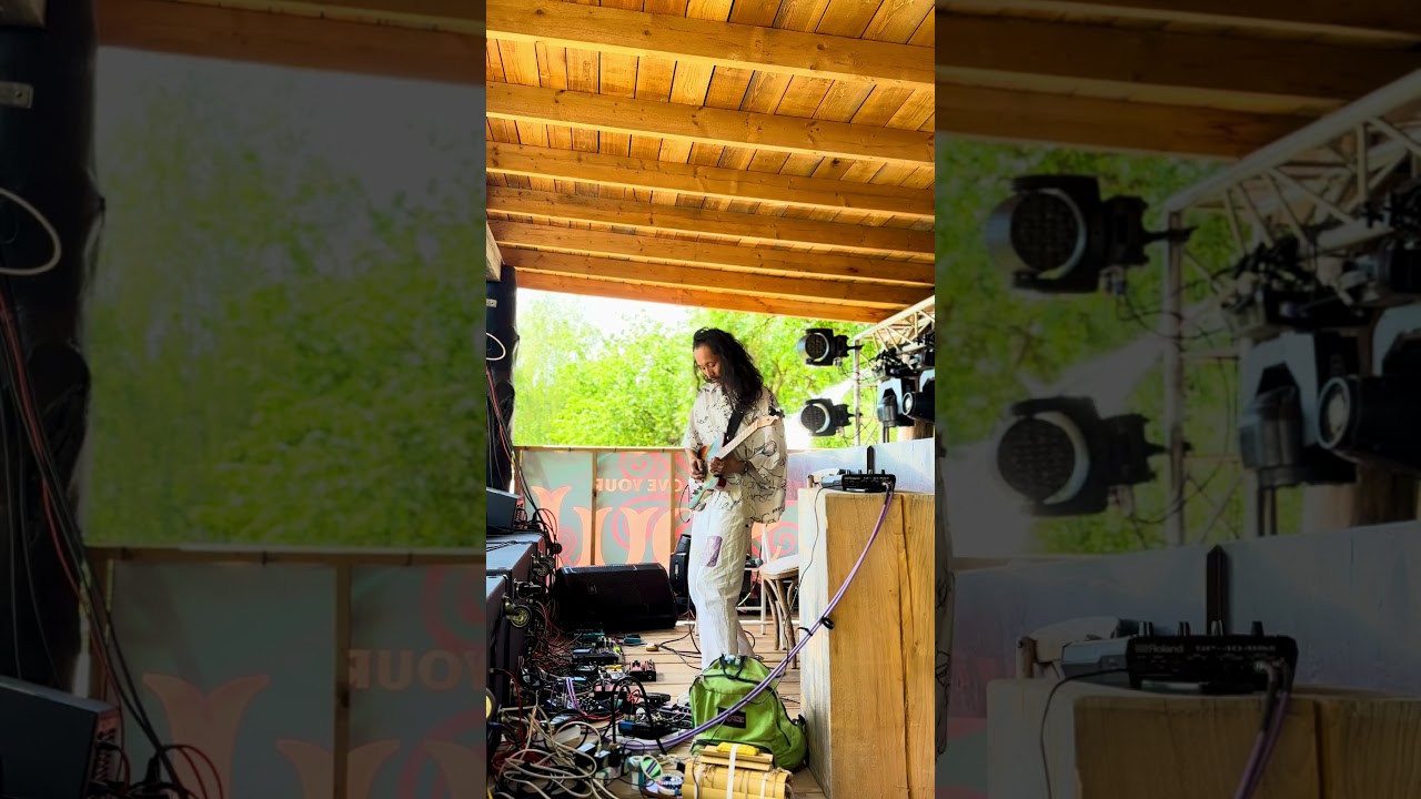 444Hz Live Looping -Slow Flow- in Czech Republic 🇨🇿