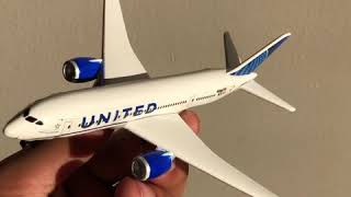 RT6264-2 UNITED AIRLINES SINGLE PLANE 2019 LIVERY   BY DARON TOYS