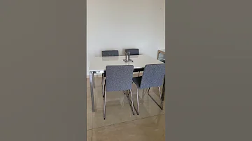 IKEA 4 Seater Dining Table With Chairs Excellent Condition 