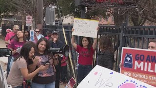 Houston ISD parents, students stage 'sick-out' protest against state takeover
