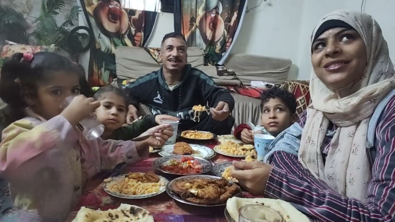 تعالى شوف القعده الحلوه دي يا حبايبي احلى لمه كل سنه وانتم طيبين🌙🌟❤❤