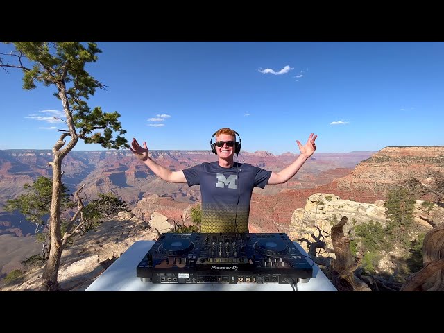 Dreaming of the Wonders of the World - Grand Canyon House Mix class=