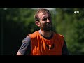 Gary O’Neil takes his first Wolves training session | First-team training