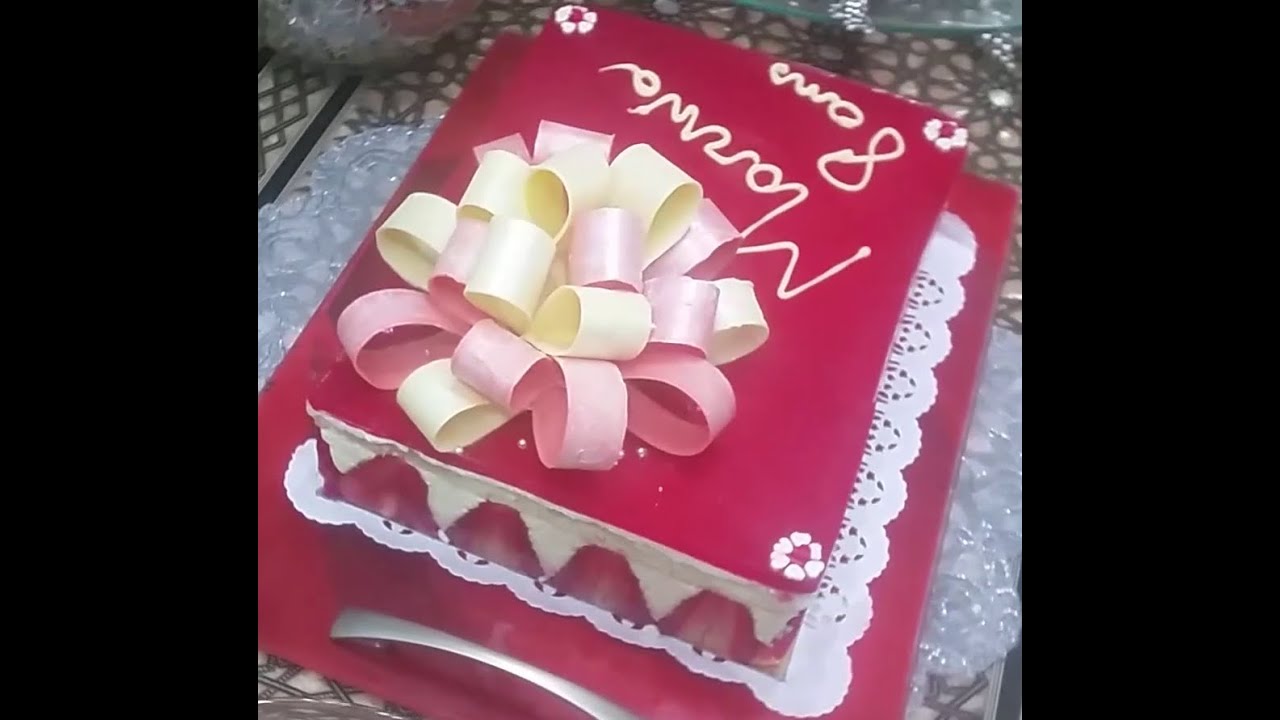 Fraisier à la crème moussline/ارووووع فريزيي بالكريم موسلين