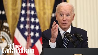 Biden announces goal of 200m vaccine doses over his first 100 days