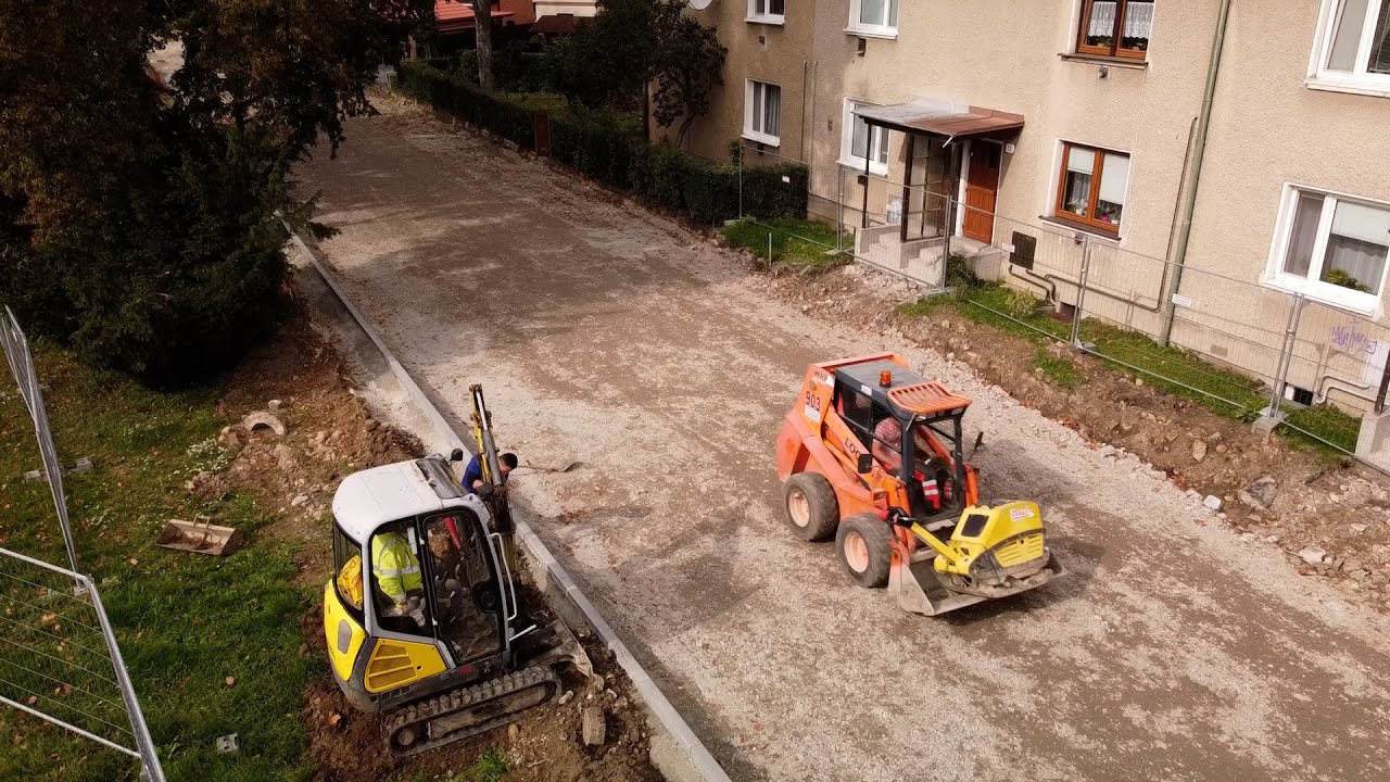 Centrum Partizánskeho plné cestárov