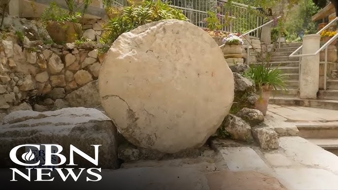 This Tomb Is Empty Watch The Resurrection Service From The Garden Tomb In Jerusalem