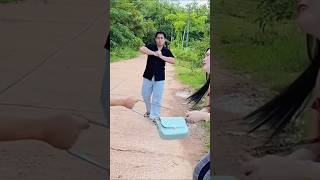 Help! #funnyvideo #entertainingvideo #funny #funnyclip