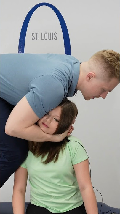 Her Midback Was Jacked Up! #chiropractor #backpain #neckpain #headaches