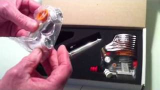 Unboxing new RB Cross 10 .21 buggy engine