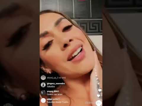 Dorita Orbegoso en directo con sus fans