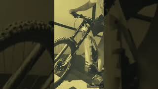 MTB Tricks Wheelie Training Treppen fahren Husqvarna Focus Bike