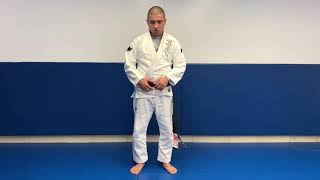 How to tie your BJJ Belt - Quick Belt Knot