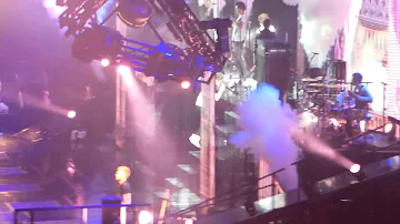 One Direction - C'mon C'mon - 7 May 2013 Telenor Arena, Norway HD