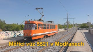 Měřící vůz 5521 v Modřanech na kontrole výhybek a trolejí, 10.5.2023 | 8K HDR