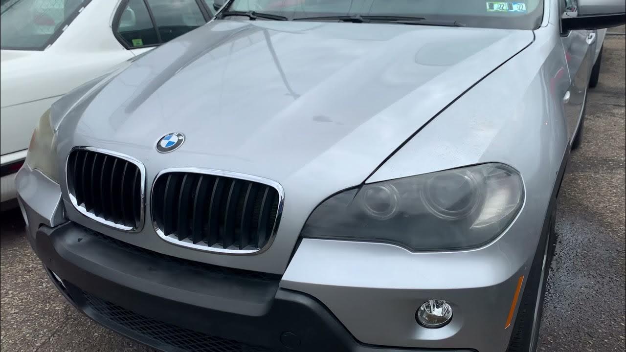 BMW X5 x6 e70 hood stuck - YouTube