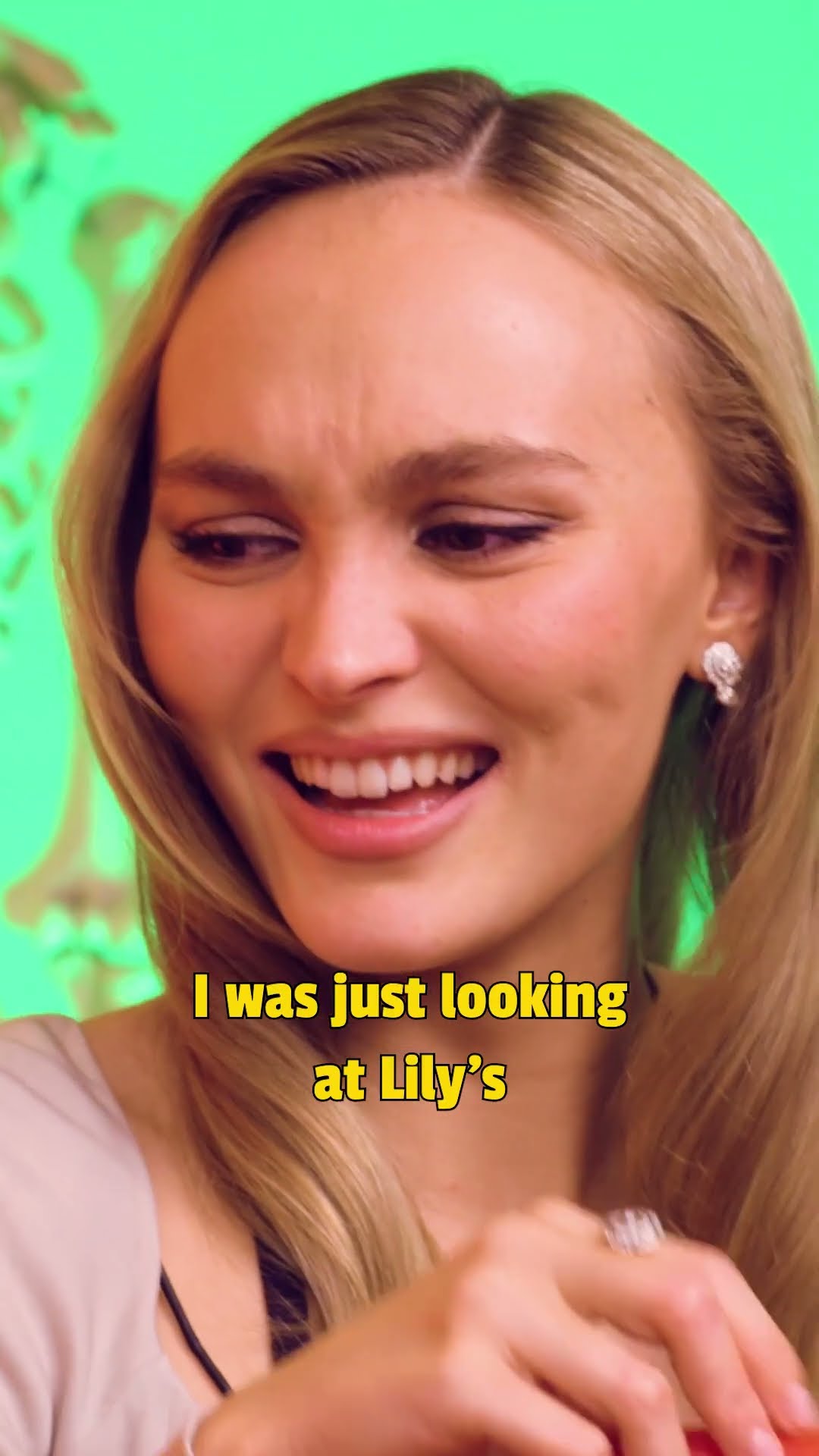 Who made the better gingerbread house: Nicholas Hoult or Lily-Rose Depp?! ???