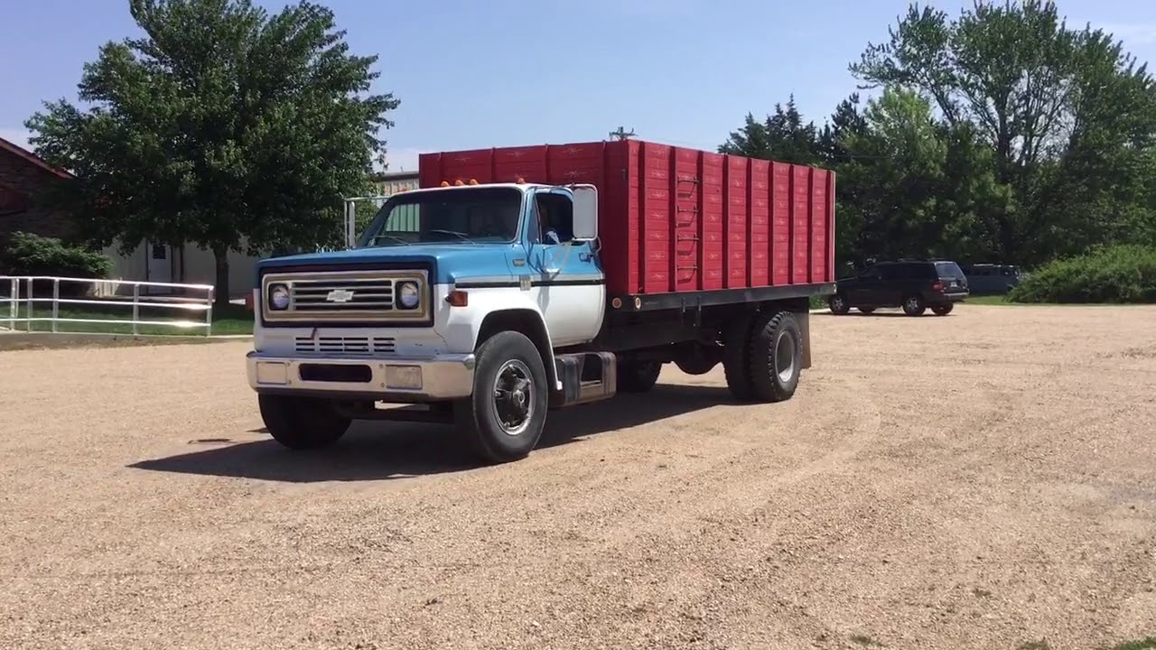 1979 Chevrolet C70 Cheyenne Grain Truck.