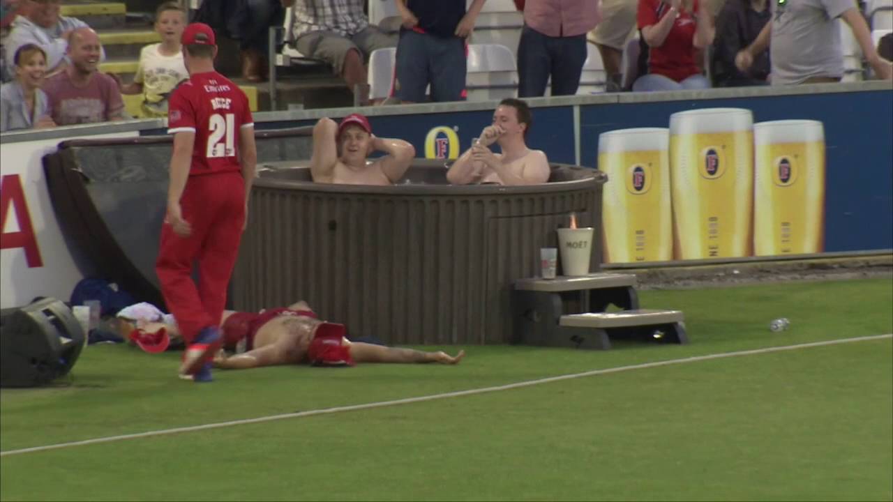 Failed hot tub catch vs Lancashire Lightning! YouTube