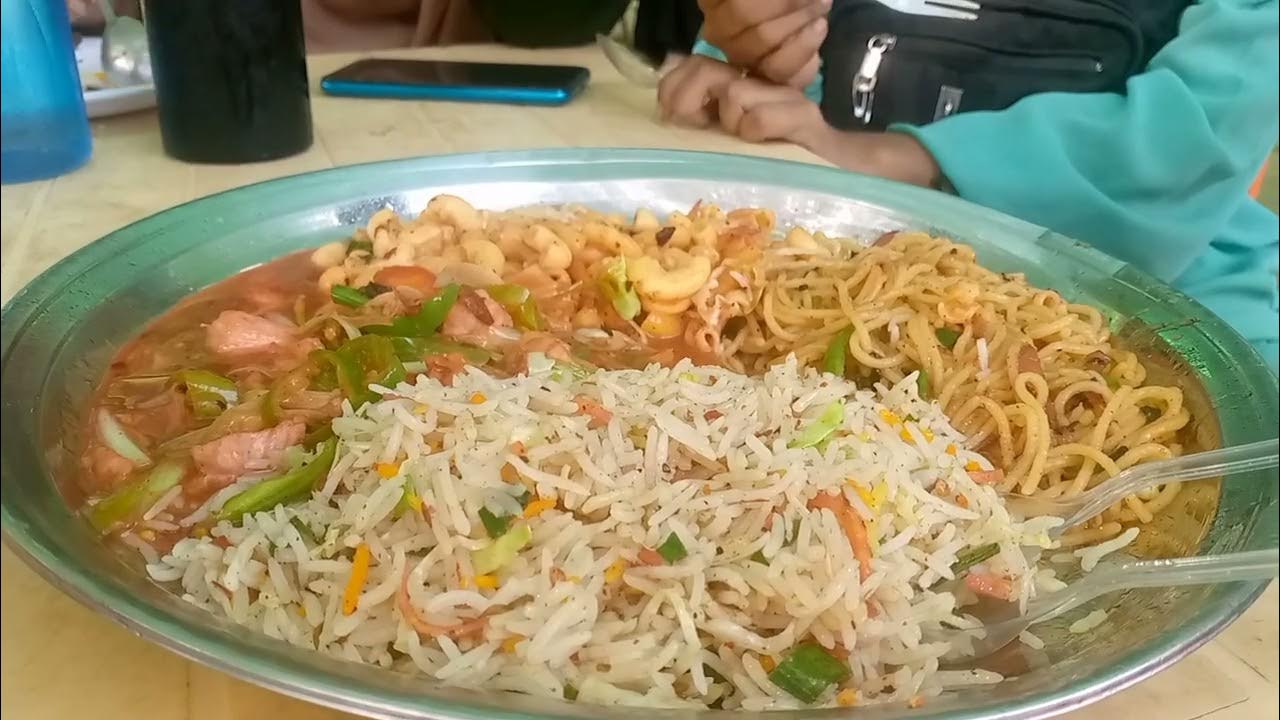 chemistry canteen ka Chinese khaya youth club k event mei gaye 