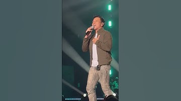 PESONA Ariel memang nggak ada duanya, cuplikan saat bawain lagu Tegar nya teh Rossa di Malaysia