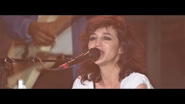 Charlotte Gainsbourg - Charlotte Forever (Live au Théâtre Antique D