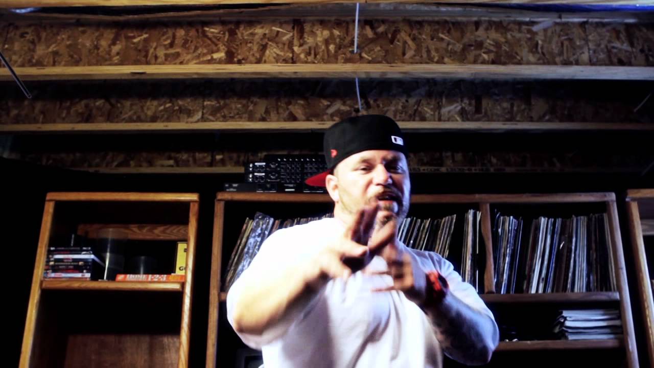 BORN UNIQUE "I Don't Kno"