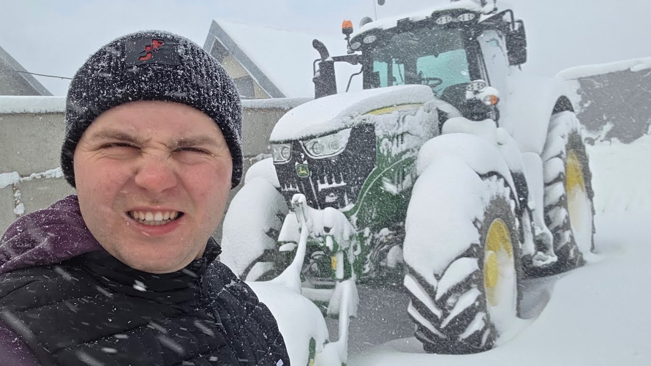 ZASYPAŁO NAS - ODŚNIEŻAMY PODWÓRKO - ZIMA 2026