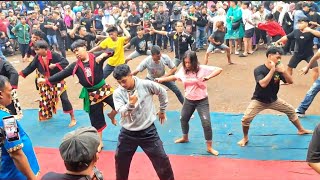 Download Lagu JARANAN #part2 EBEG TRI MANUNGGAL SARI ANNIVERSARY KKB LIVE: RAGUNAN MP3 Download Lagu JARANAN #part2 EBEG TRI MANUNGGAL SARI ANNIVERSARY KKB LIVE: RAGUNAN MP3