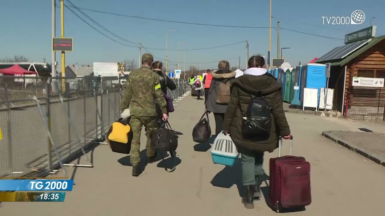 Ucraina, al confine slovacco 20mila profughi a piedi di notte. L'aiuto della Comunità di Sant'Egidio